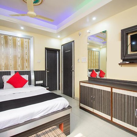 Capital O 67892 Hotel Sujata Tarapith Zewnętrze zdjęcie
